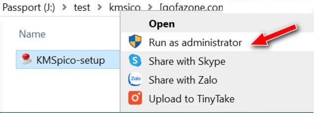 Click chuột phải vào file KMSPico và chọn tick vào Run as admin
